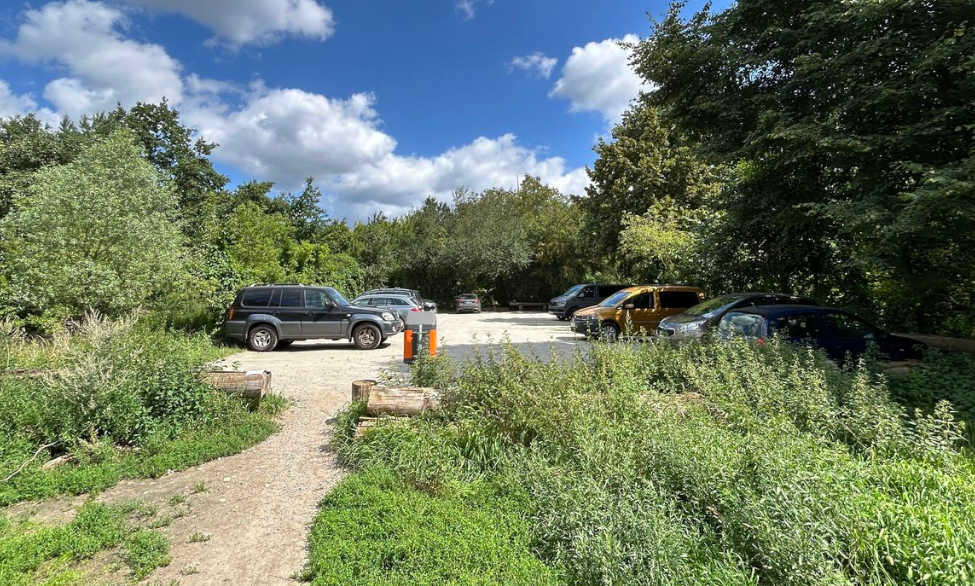 Parkplatz des Hundeauslaufgebiets Arkenberge